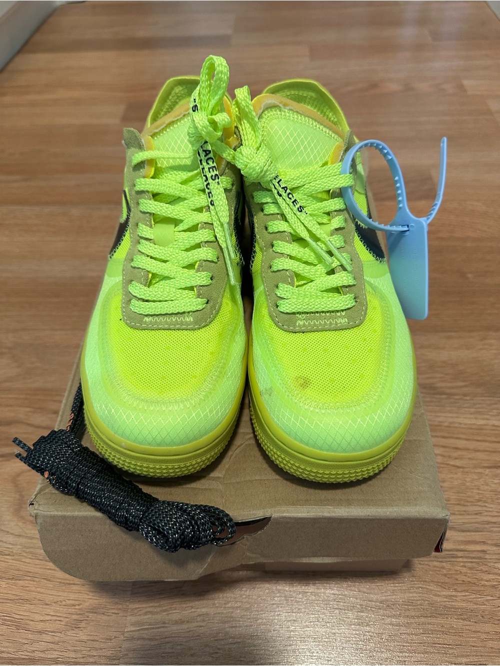 Off-White Neon Yellow Low-Top Sneakers